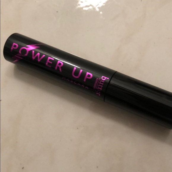 Full size power up mascara - Picture 1 of 1